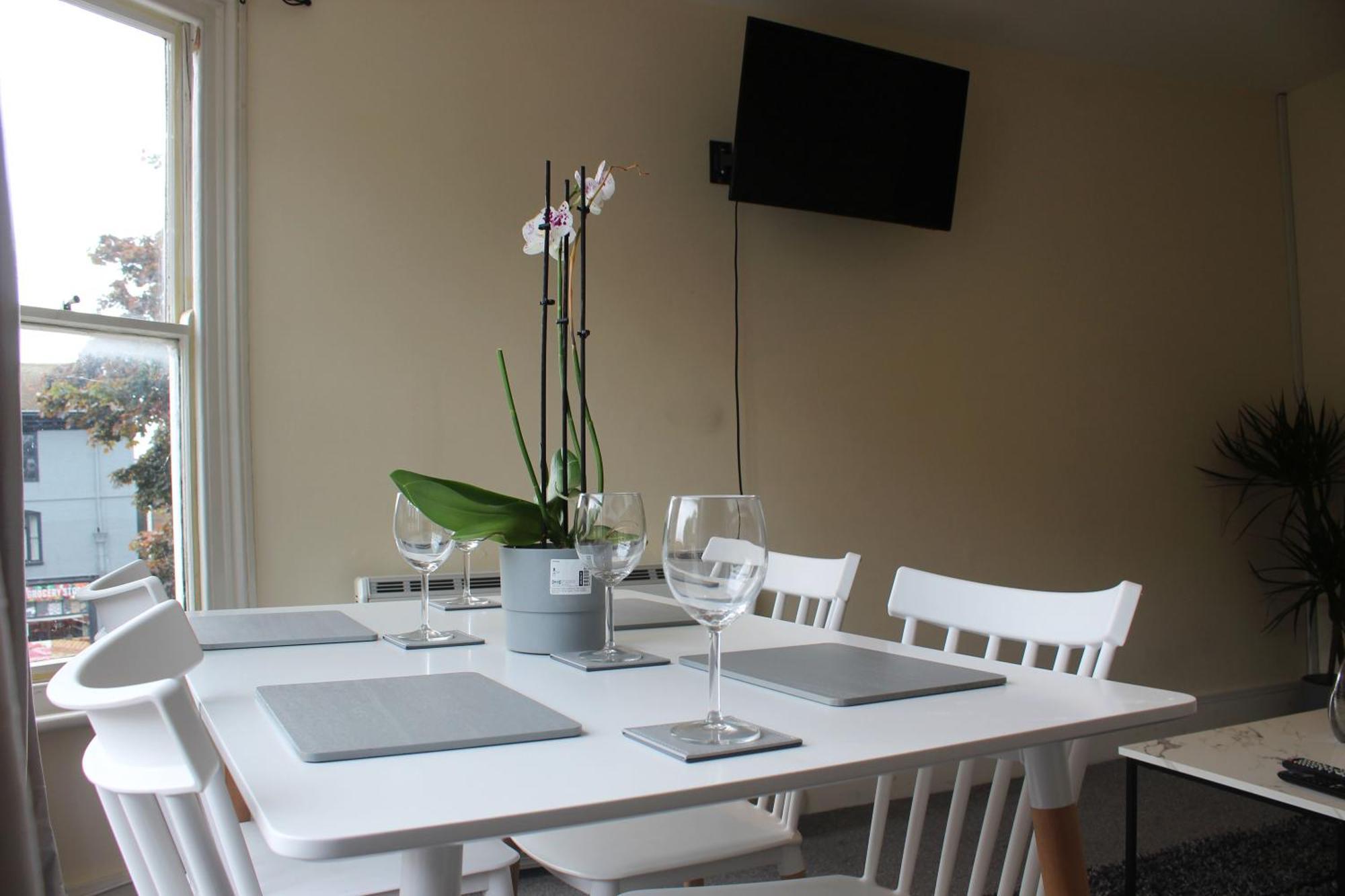 Apartamento City Heights Canterbury Exterior foto
